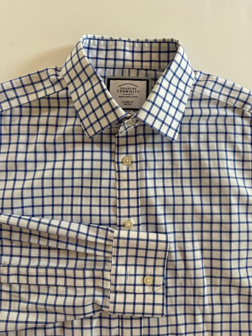 Charles Tyrwhitt Classic Fit Non-Iron Dress Shirt – 16/35